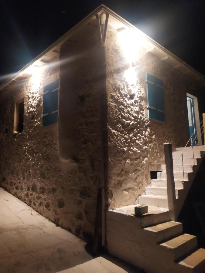 Stathis Guesthouse Fternon Eksteriør billede