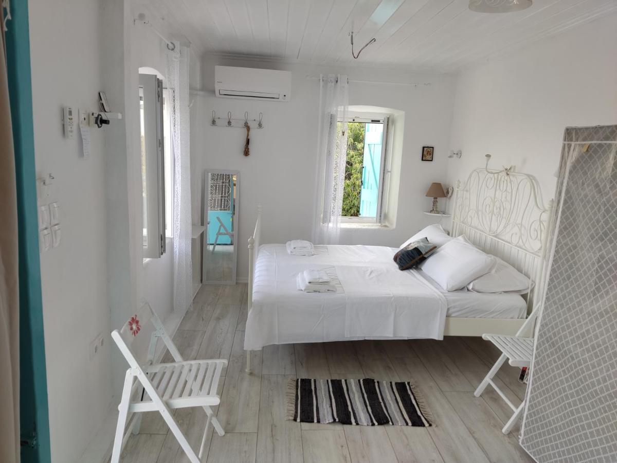 Stathis Guesthouse Fternon Eksteriør billede