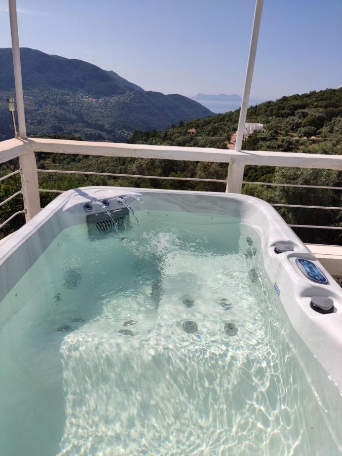 Stathis Guesthouse Fternon Eksteriør billede